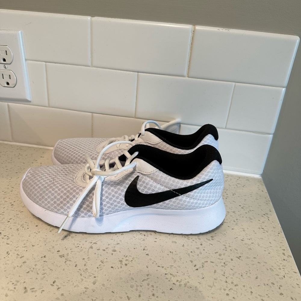 Nike Women’s White and Black Sneakers